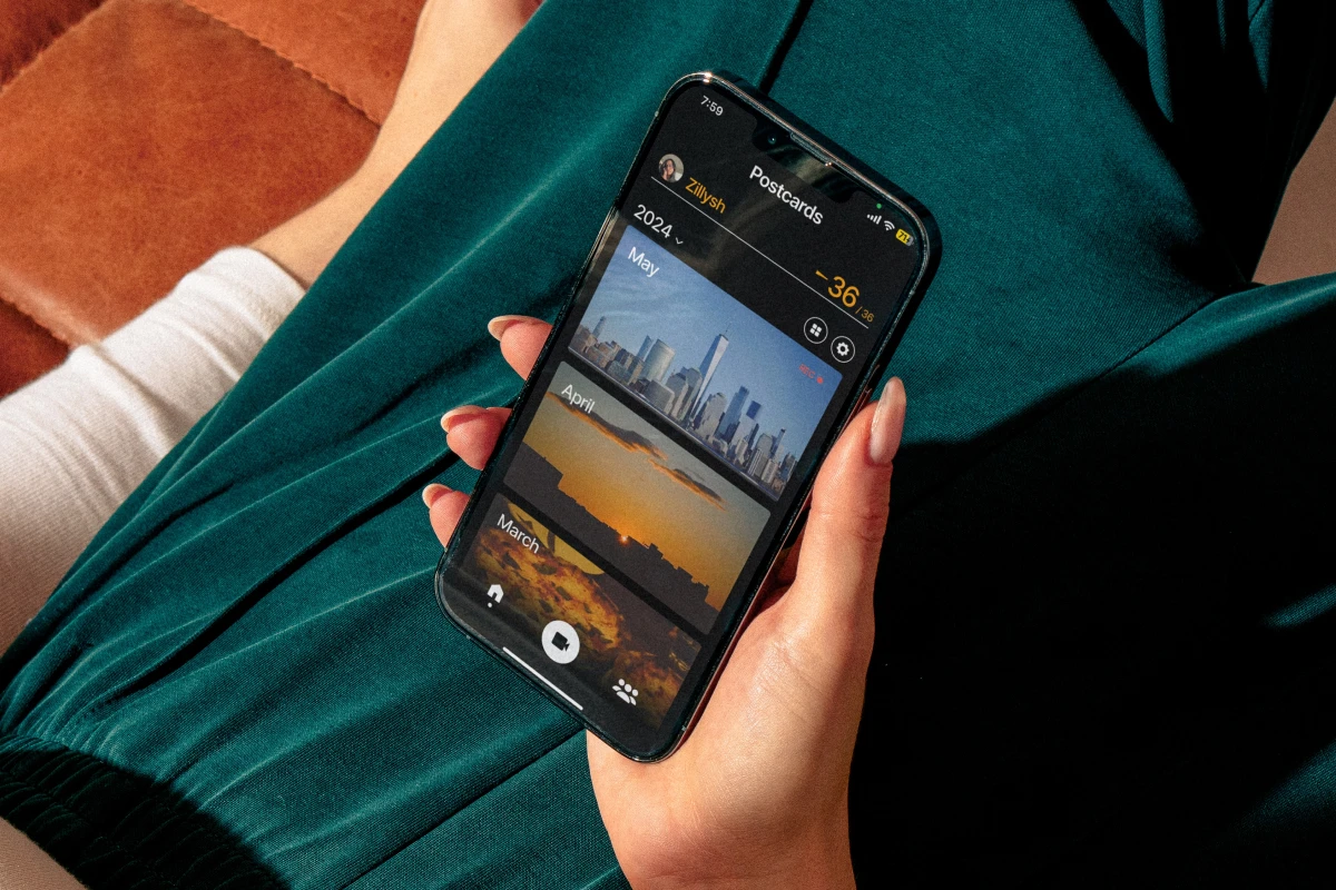 Postcards - Social Camera App